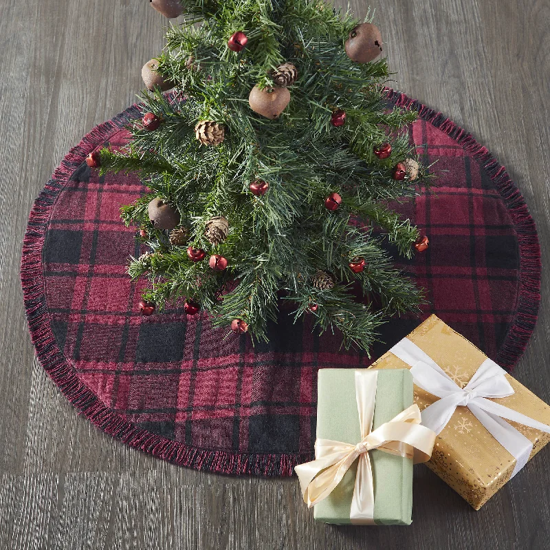 Cumberland Red Black Plaid Tree Skirt 24